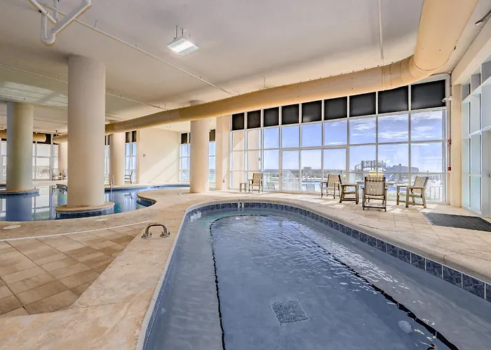Phoenix Gulf Towers 2706