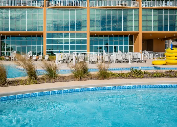 Phoenix Gulf Towers 2706 Apartment